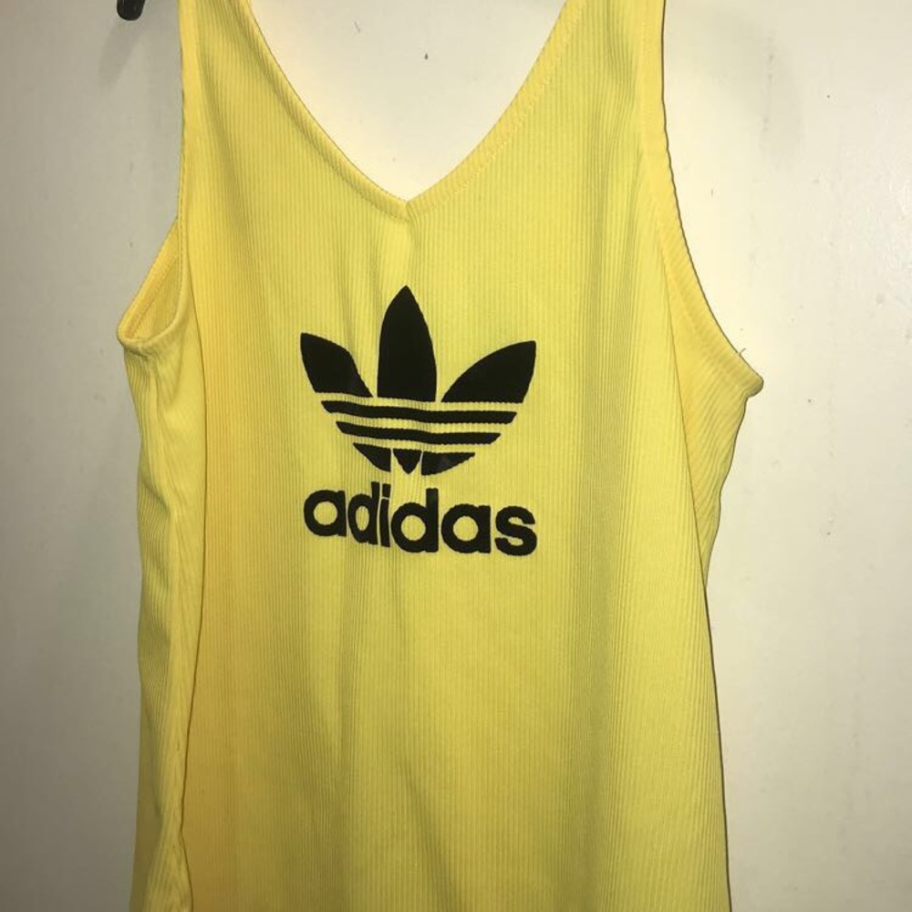 Adidas Top